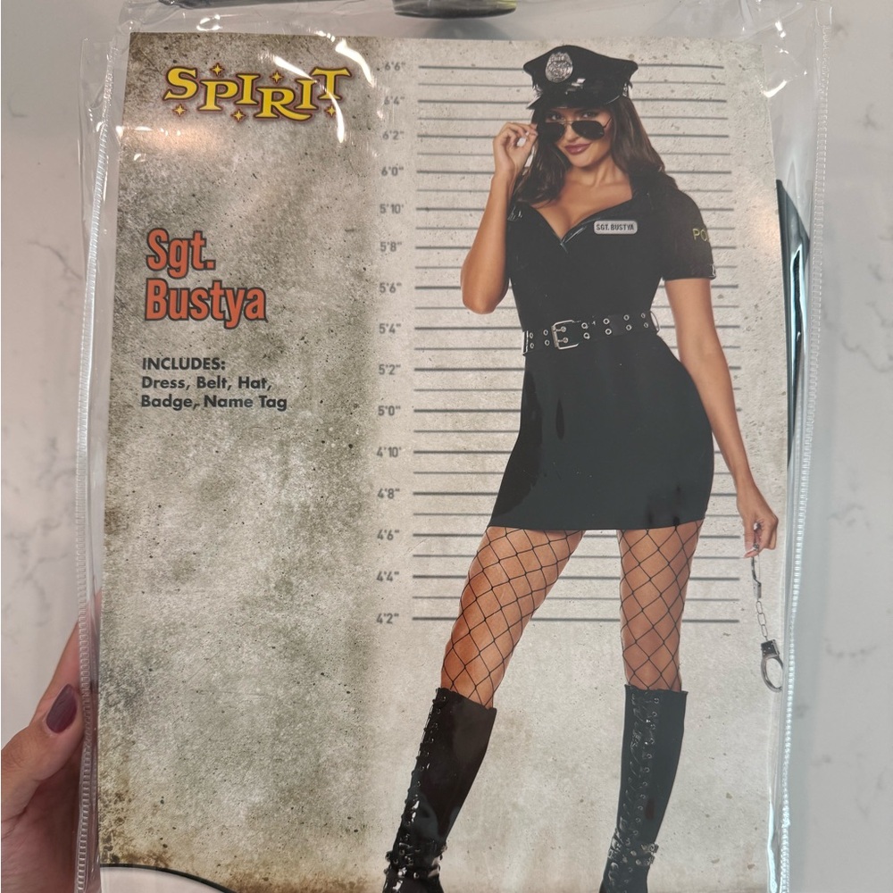 Police costume Comes with gloves